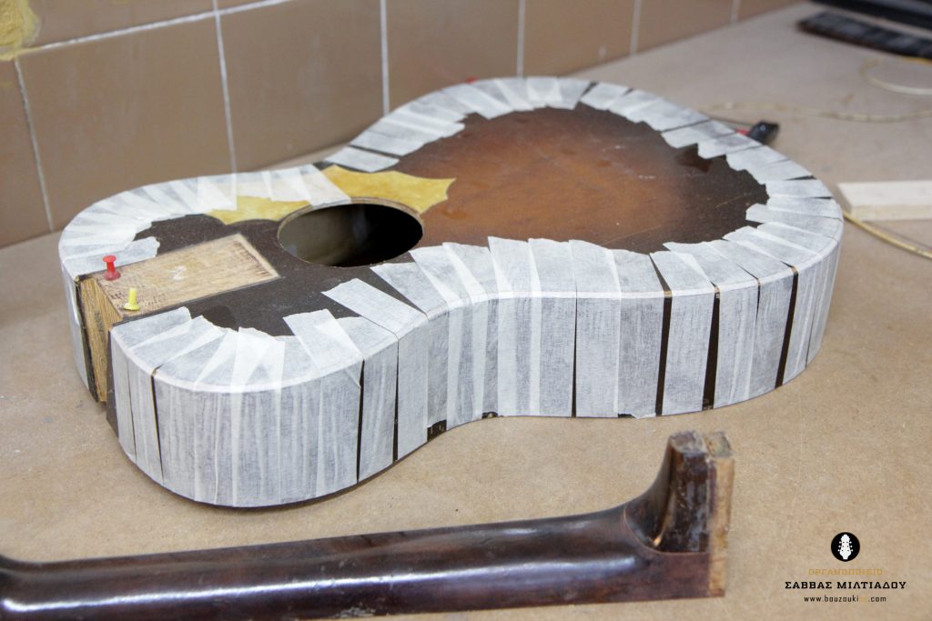 Επισκευή ακουστικής κιθάρας - Old Acoustic Guitar Restored - Repair - Οργανοποιείο Σ. Μιλτιάδου - BouzoukiCy - Cyprus - Κύπρος (24)