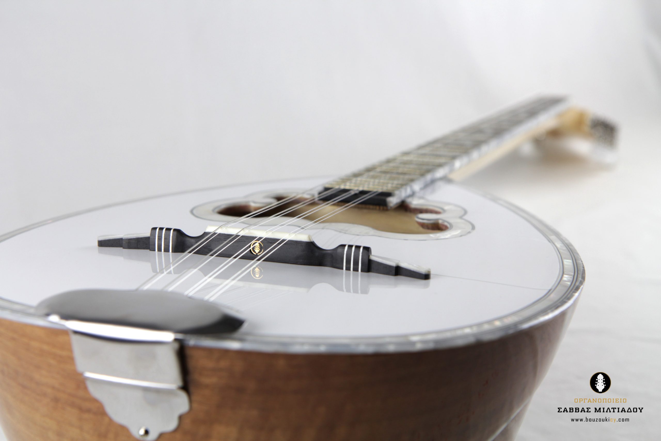 Άσπρο μπουζούκι PGN087B - 8 Strings white Bouzouki - Greek bouzouki - κατασκευαστές μπουζουκιών - Οργανοποιείο Σ. Μιλτιάδου (23)