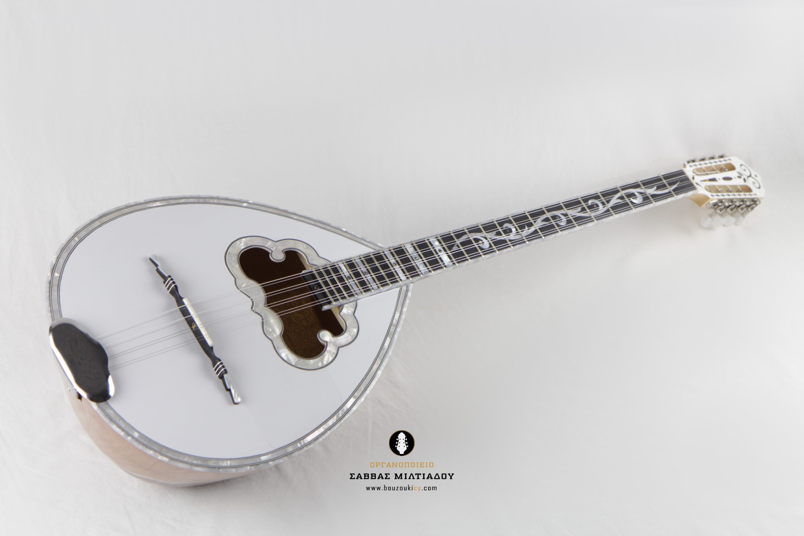 Άσπρο μπουζούκι PGN087B - 8 Strings white Bouzouki - Greek bouzouki - κατασκευαστές μπουζουκιών - Οργανοποιείο Σ. Μιλτιάδου (24)